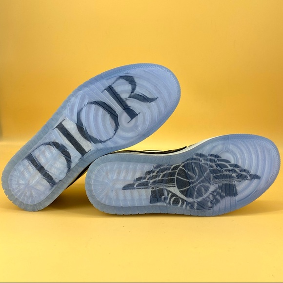 ✈️Sold!DIOR× Nike Jordan 1 Retro Low Dior sneaker - Picture 8 of 15